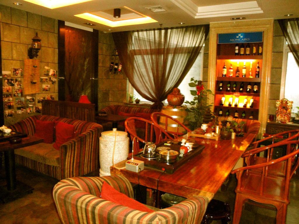 Overseas Chinese International Hotel Qingdao Extérieur photo